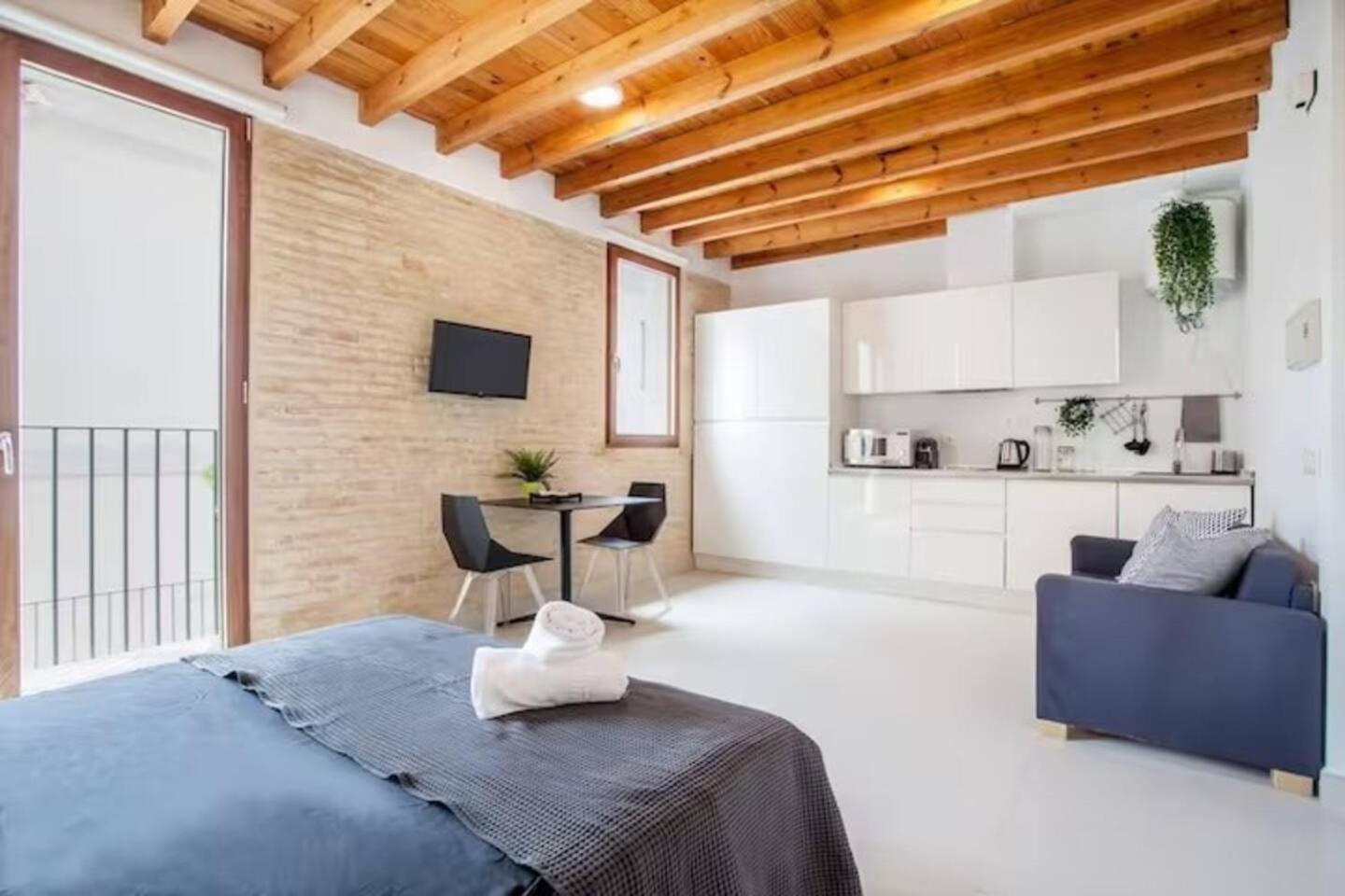 Apartamento Soleado En Plaza Del Carmen فالنسيا المظهر الخارجي الصورة