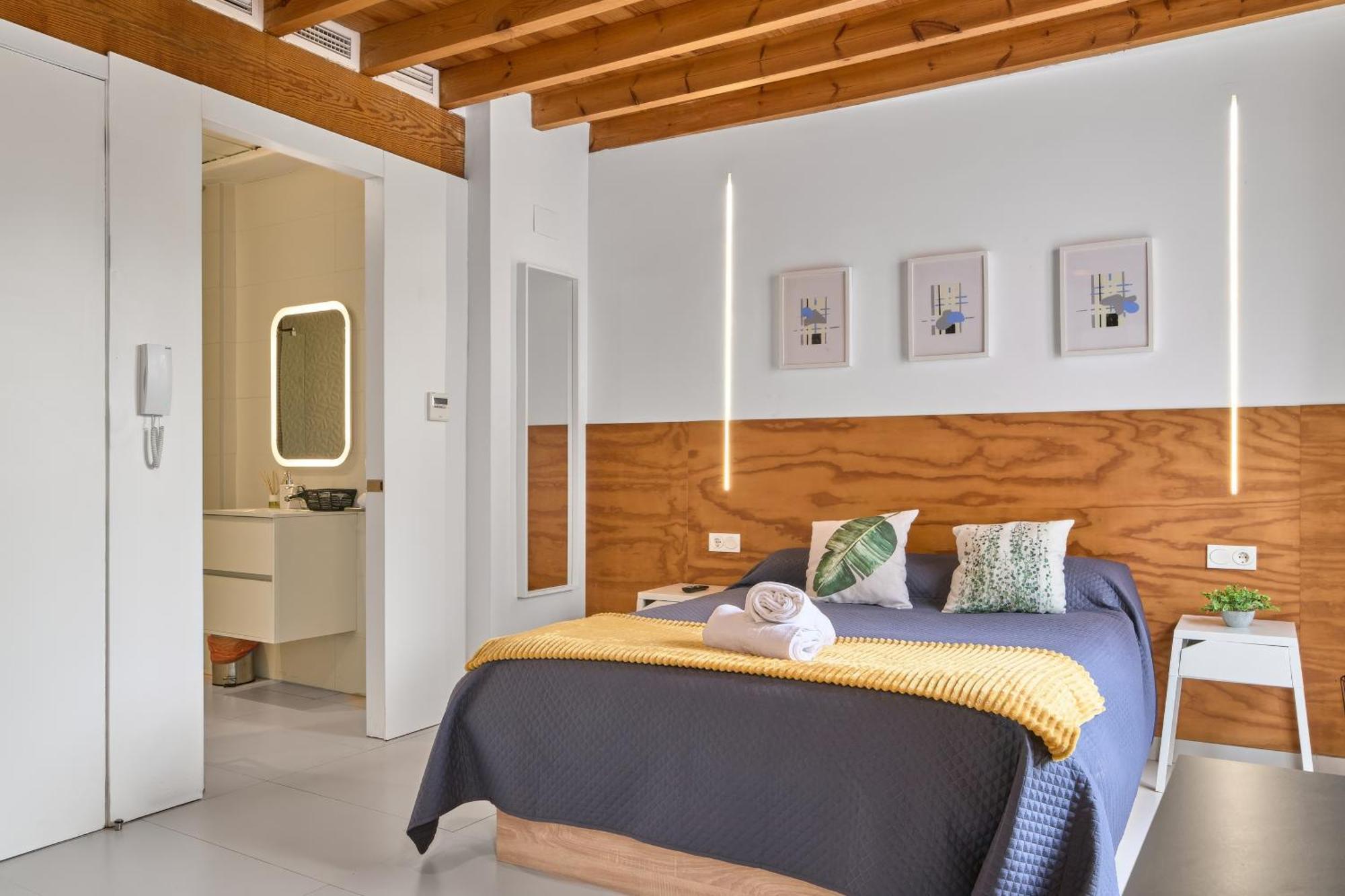 Apartamento Soleado En Plaza Del Carmen فالنسيا المظهر الخارجي الصورة